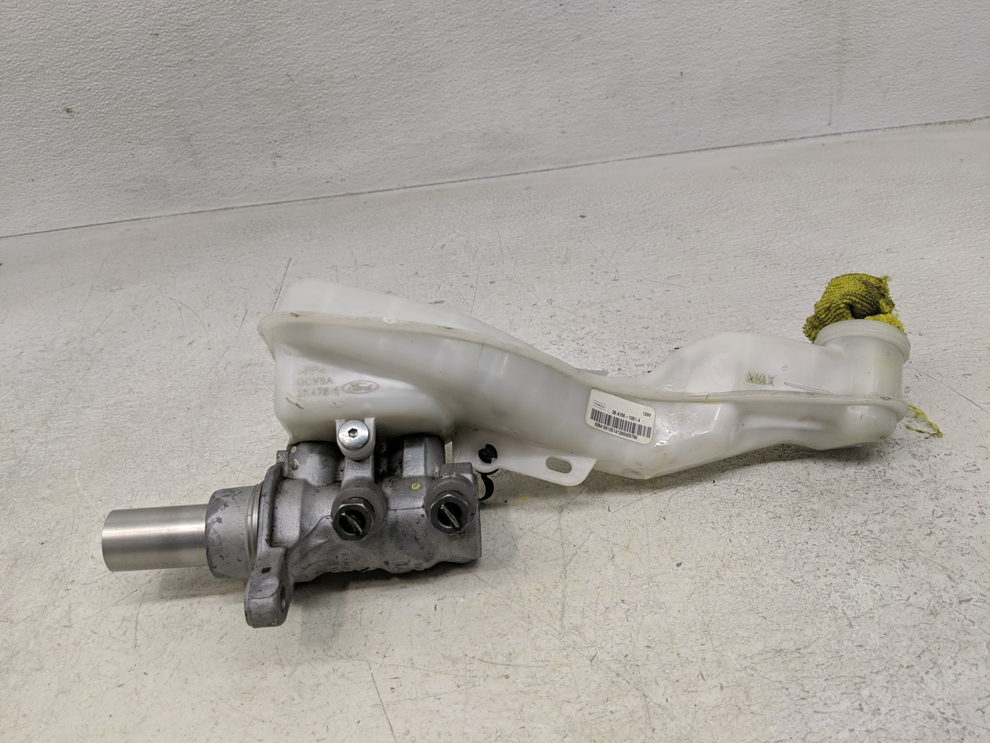 2015-2020 Ford Edge Brake Master Cylinder - Oemusedautoparts1.com