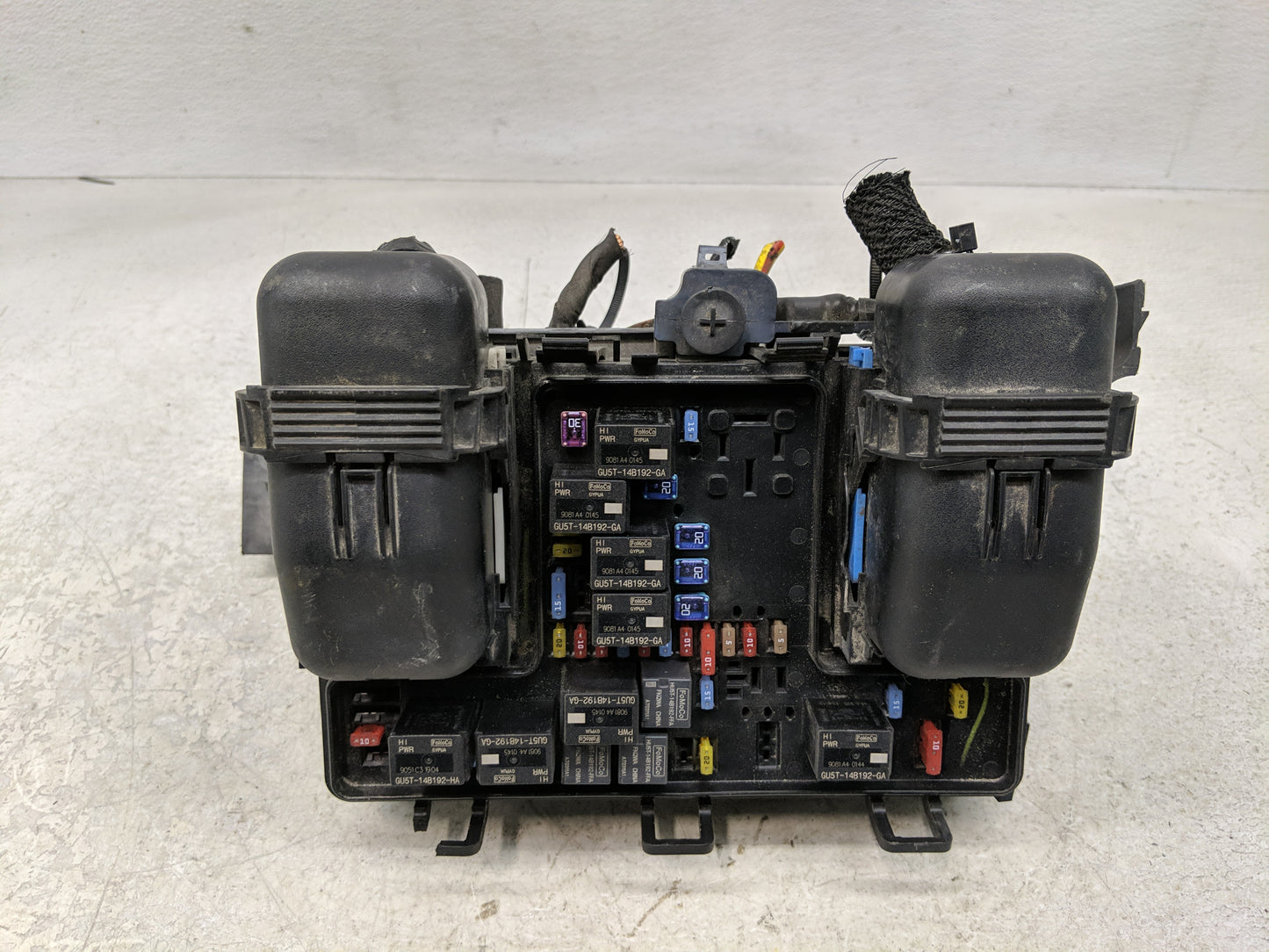 2019-2020 Ford Edge Fusebox Fuse Box Panel Relay Module Fits Fits 2019 2020 OEM Used Auto Parts - Oemusedautoparts1.com