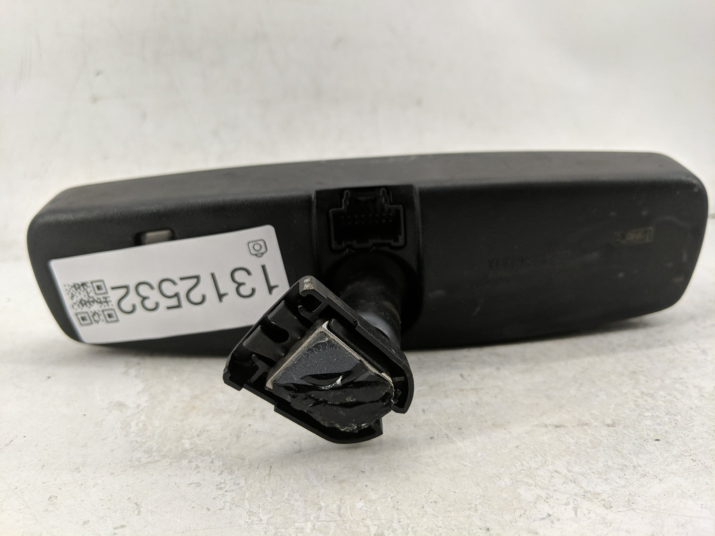 2019-2020 Ford Edge Interior Rear View Mirror Replacement OEM P/N:BU5A 17E678 LA Fits Fits 2019 2020 OEM Used Auto Parts - O