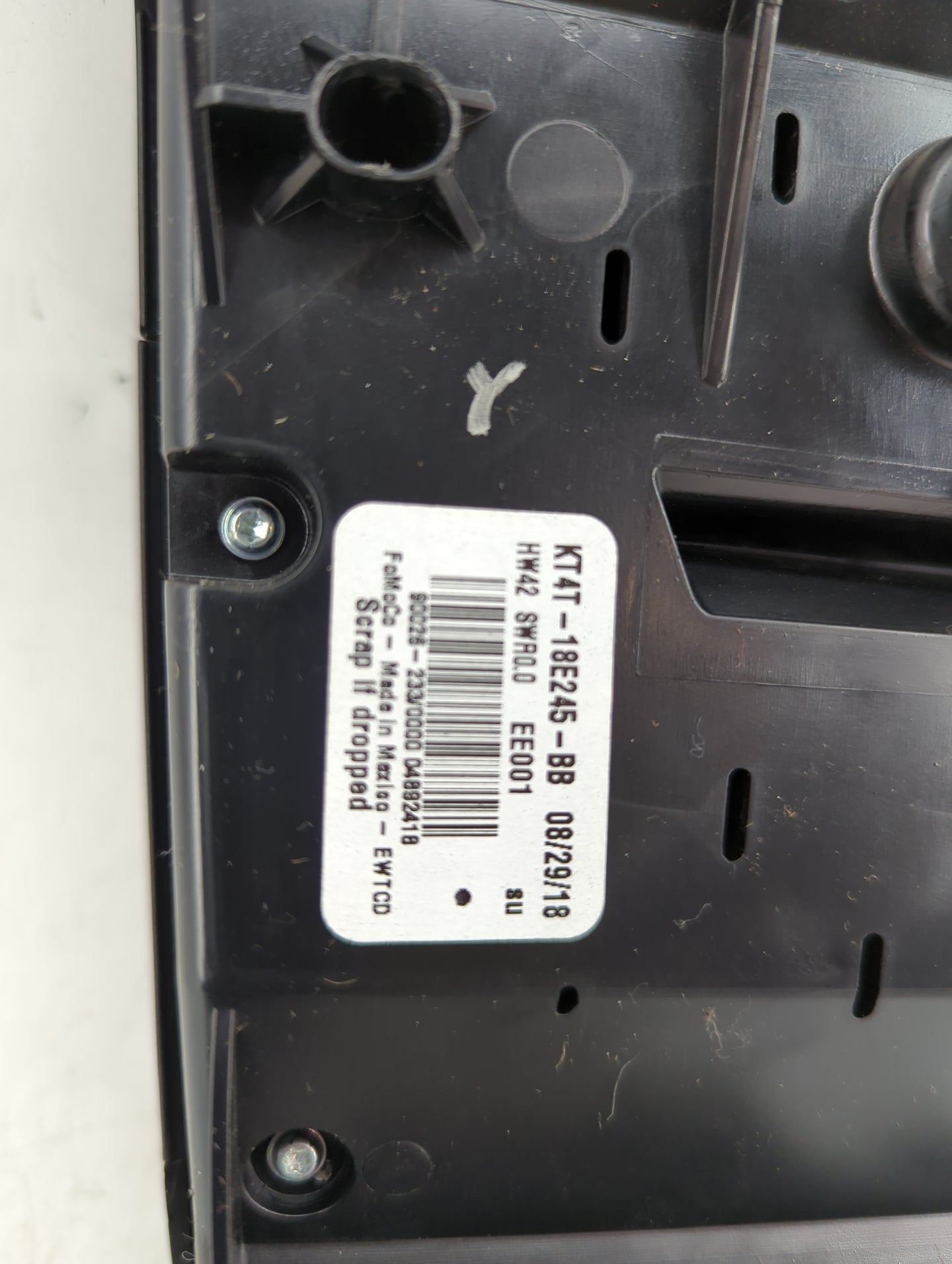 2019-2020 Ford Edge Radio Control Panel - Oemusedautoparts1.com