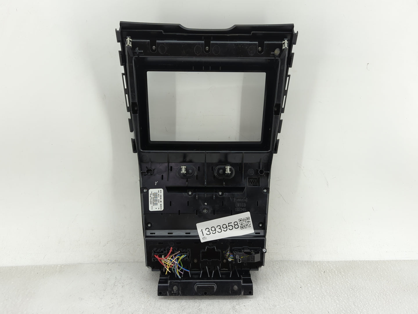 2019-2020 Ford Edge Radio Control Panel - Oemusedautoparts1.com