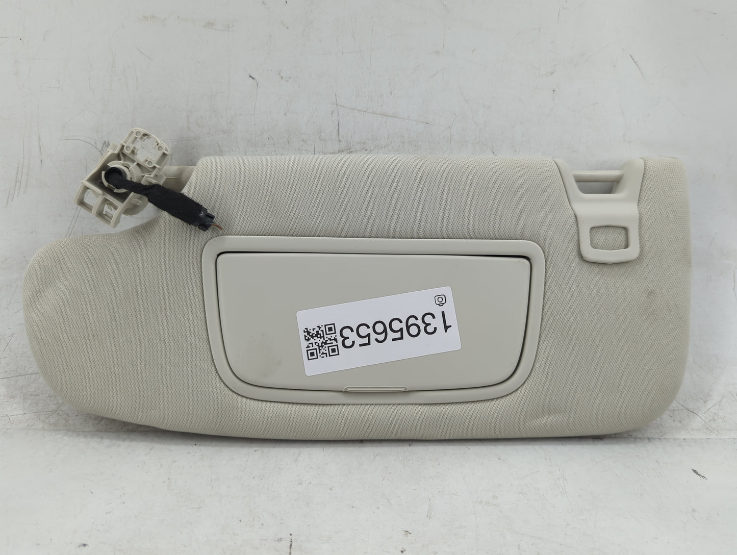 2015-2020 Ford Edge Sun Visor Shade Replacement Driver Left Mirror Fits Fits 2015 2016 2017 2018 2019 2020 OEM Used Auto Par