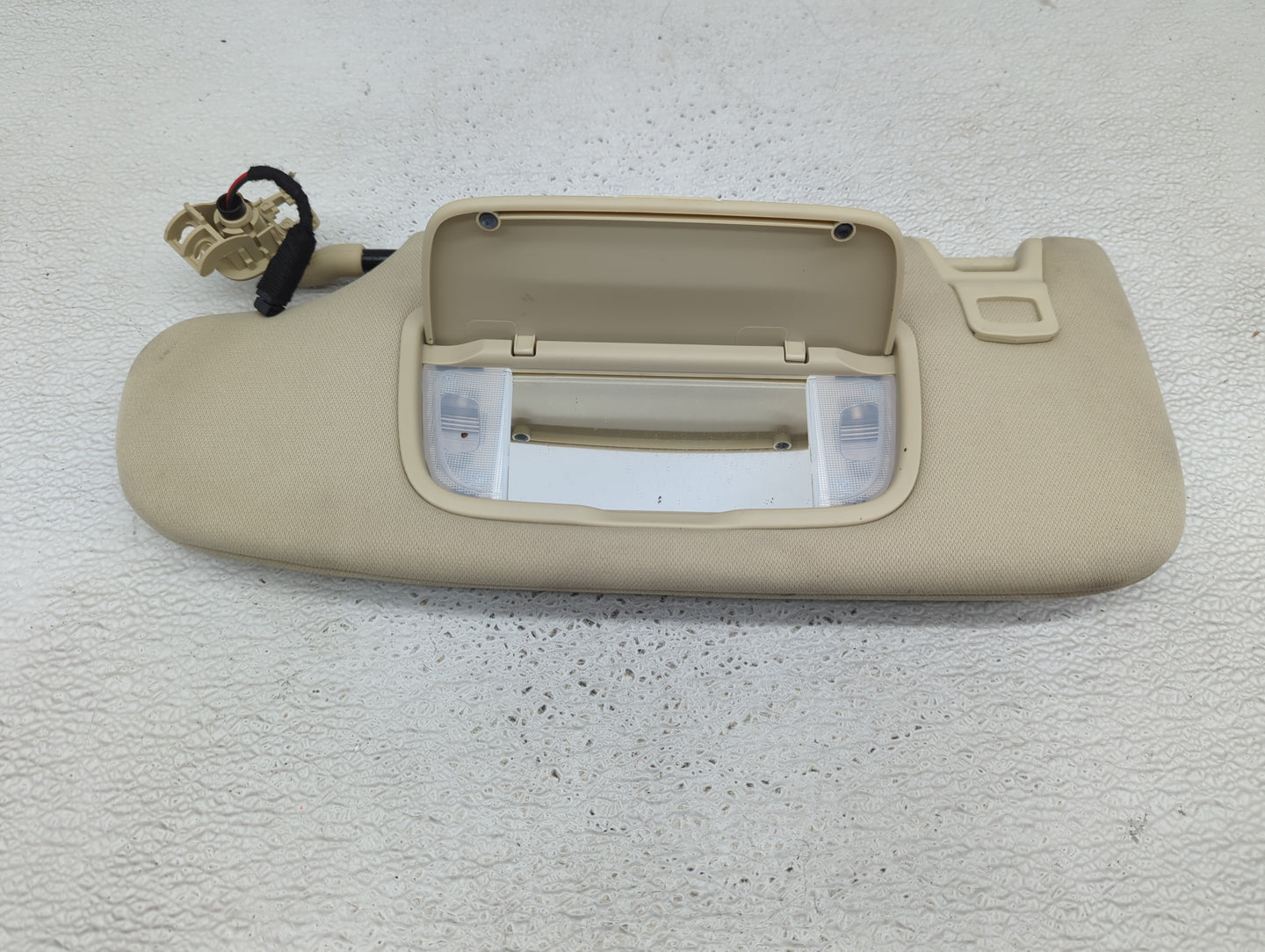 2015-2020 Ford Edge Sun Visor Shade Replacement Passenger Right Mirror Fits Fits 2015 2016 2017 2018 2019 2020 OEM Used Auto