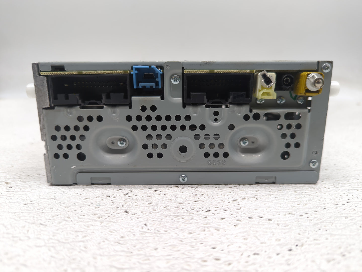 2019 Ford Edge Radio AM FM Cd Player Receiver Replacement P/N:KT4T-19C107-CE Fits OEM Used Auto Parts - Oemusedautoparts1.co