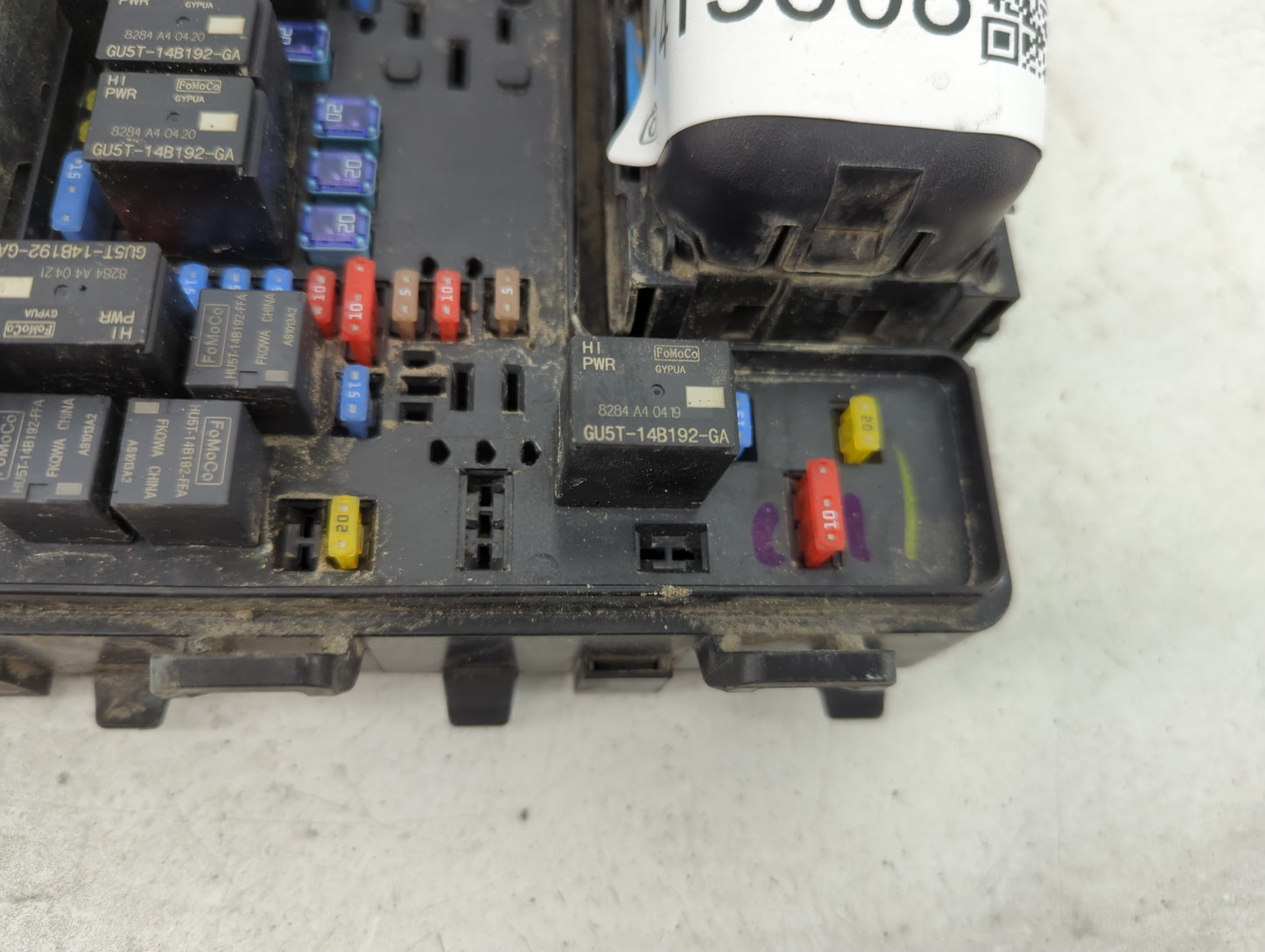 2019-2020 Ford Edge Fusebox Fuse Box Panel Relay Module P/N:K2GT-14D068-BB Fits Fits 2019 2020 OEM Used Auto Parts - Oemused