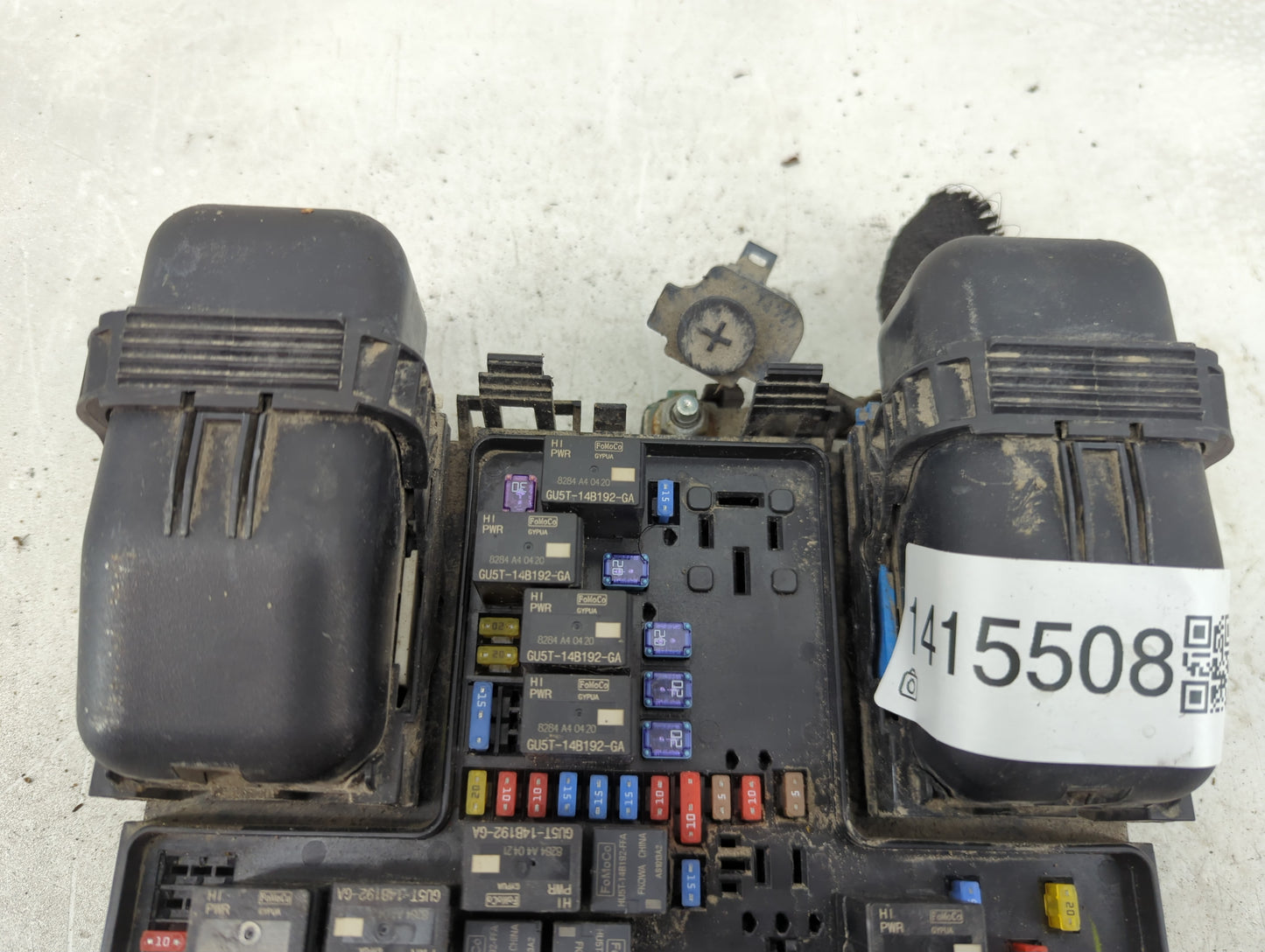 2019-2020 Ford Edge Fusebox Fuse Box Panel Relay Module P/N:K2GT-14D068-BB Fits Fits 2019 2020 OEM Used Auto Parts - Oemused