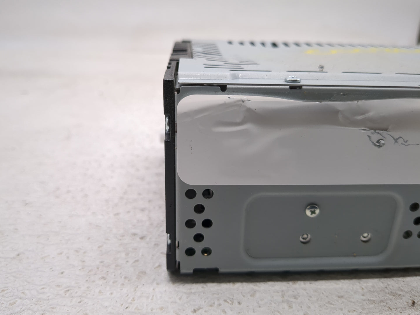 2019 Ford Edge Radio AM FM Cd Player Receiver Replacement Fits OEM Used Auto Parts - Oemusedautoparts1.com