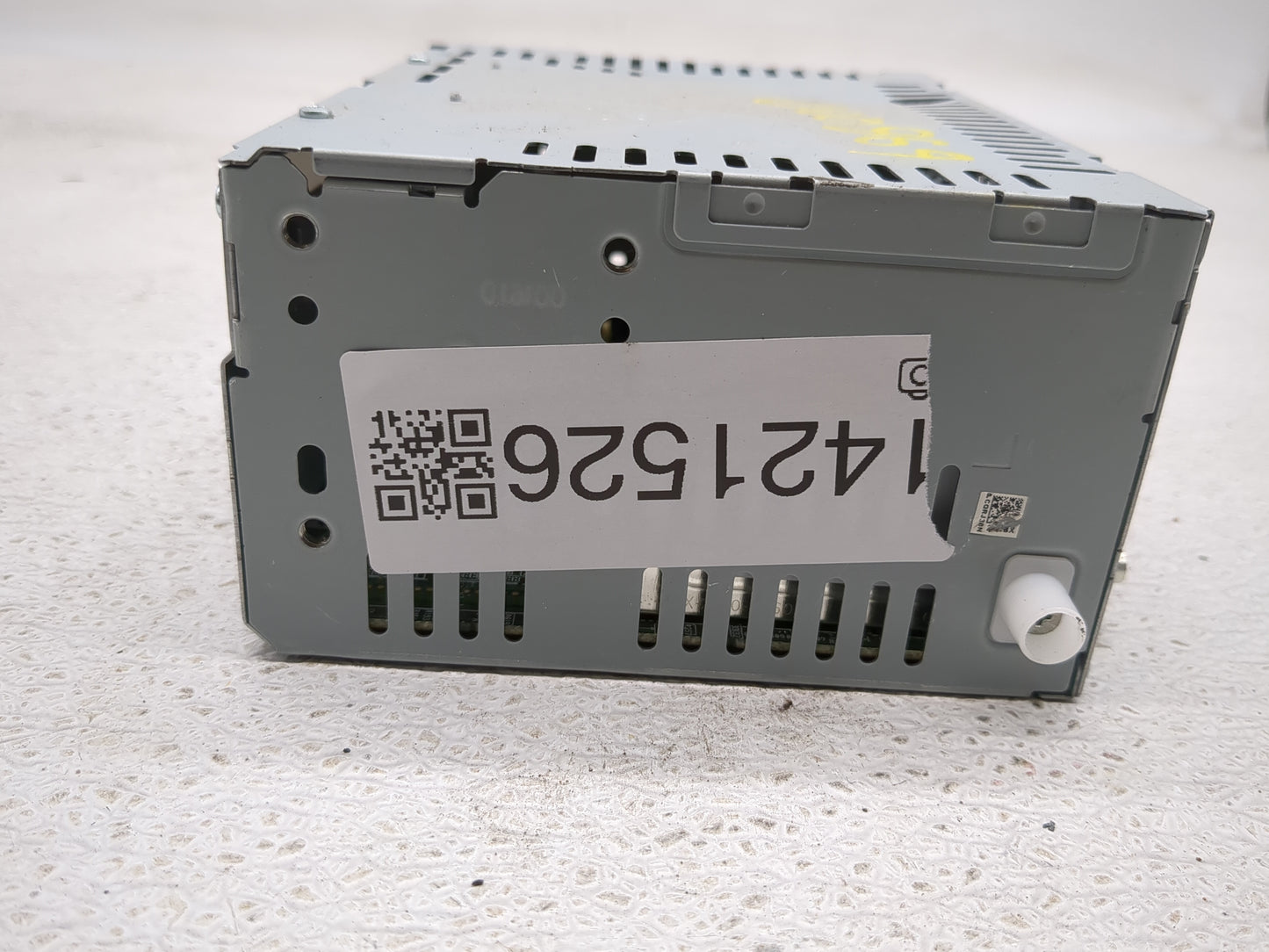 2019 Ford Edge Radio AM FM Cd Player Receiver Replacement Fits OEM Used Auto Parts - Oemusedautoparts1.com