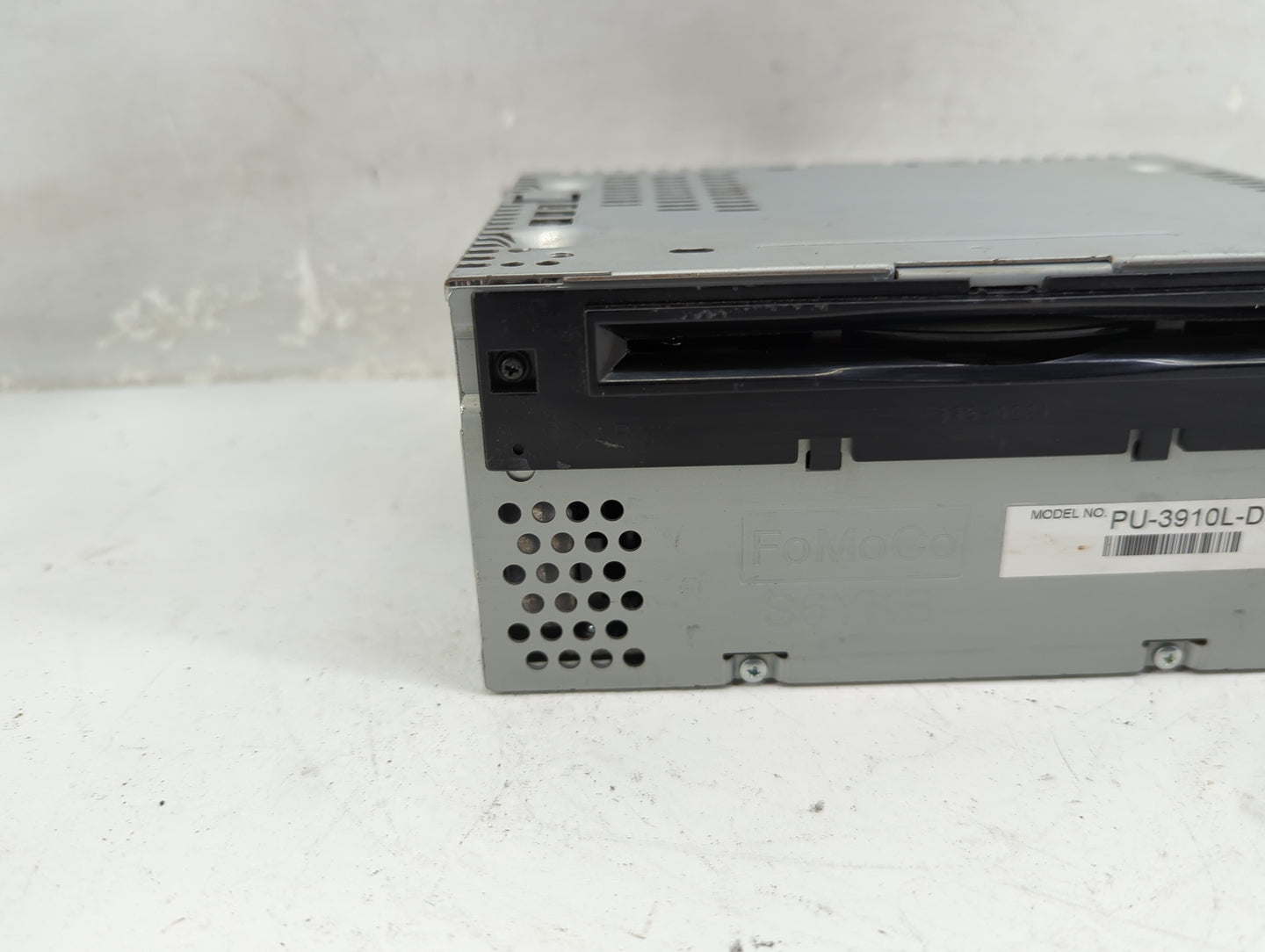 2019 Ford Edge Radio AM FM Cd Player Receiver Replacement P/N:EB5T-19C107-HA KT4T-19C107-CE Fits OEM Used Auto Parts - Oemus