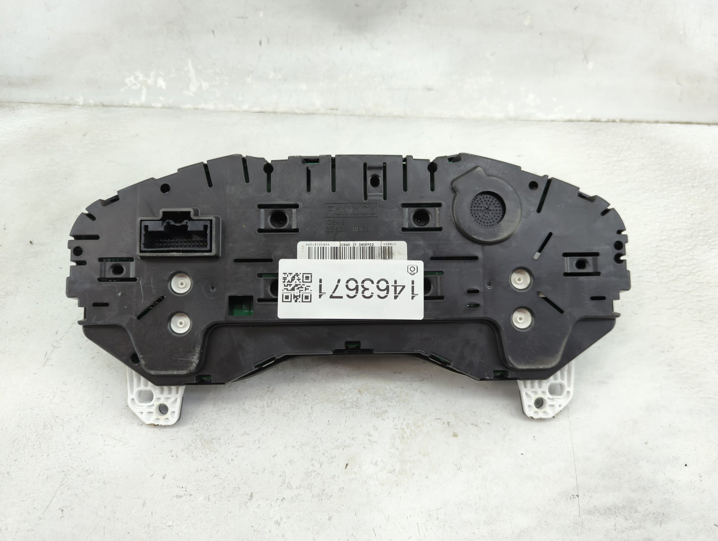 2019-2020 Ford Edge Instrument Cluster Speedometer Gauges P/N:KT4T-10849-AE A2C15101904 Miles:121K Fits Fits 2019 2020 OEM U