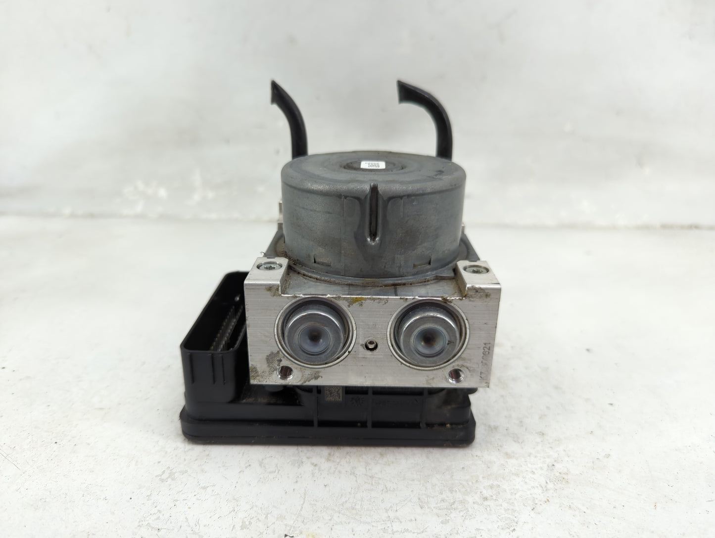 2019-2020 Ford Edge ABS Pump Control Module Replacement P/N:K2GC-2B373-BG Fits Fits 2019 2020 OEM Used Auto Parts - Oemuseda