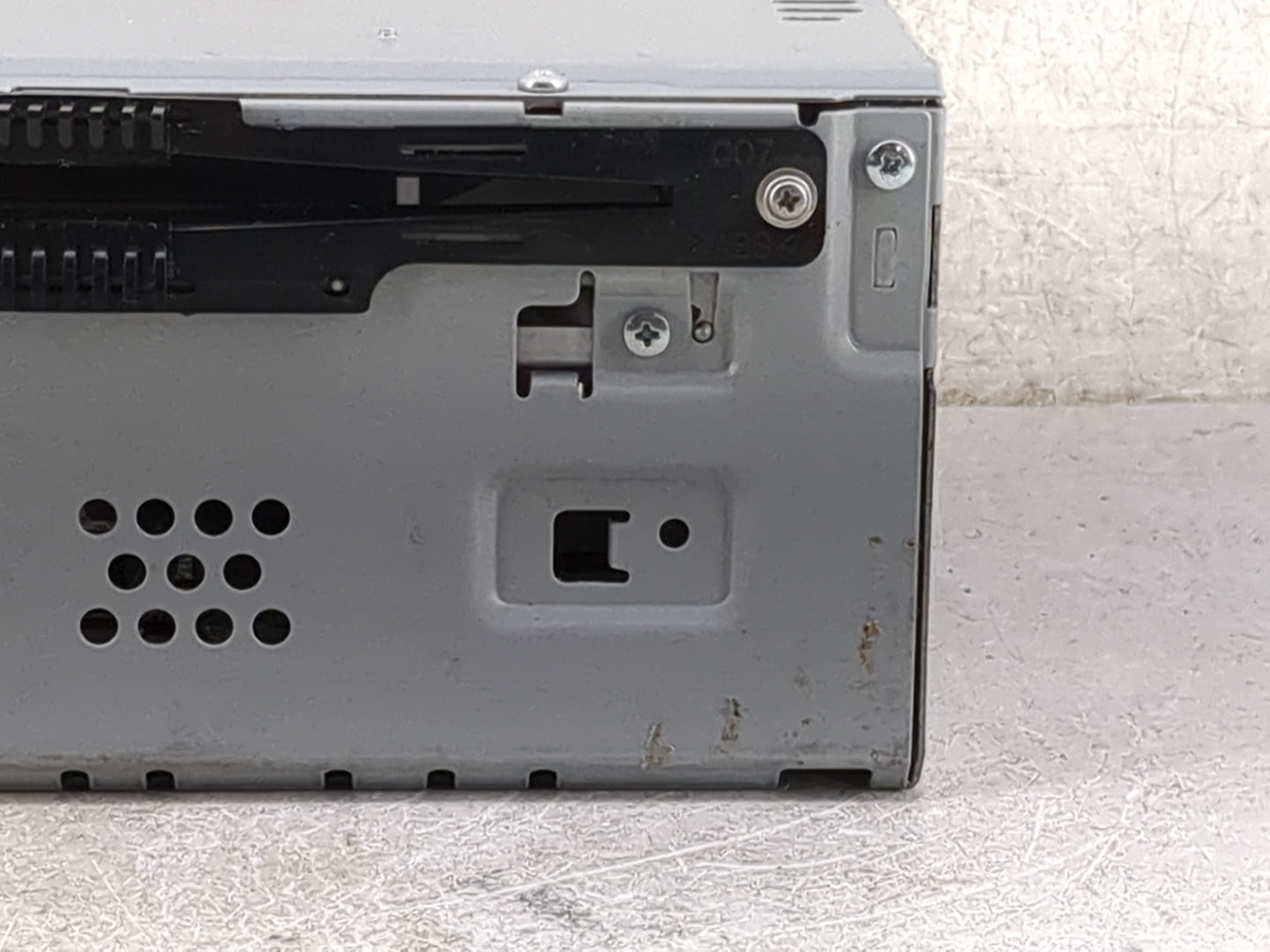 2019 Ford Edge Radio AM FM Cd Player Receiver Replacement P/N:KT4T-19C107-CF Fits OEM Used Auto Parts - Oemusedautoparts1.co