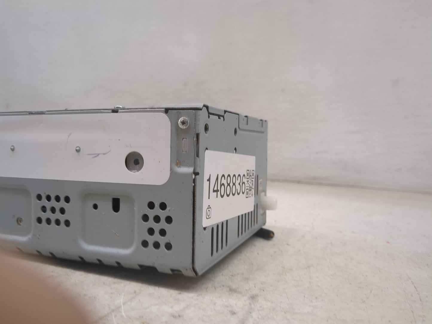 2019 Ford Edge Radio AM FM Cd Player Receiver Replacement P/N:KT4T-18D818-KB Fits OEM Used Auto Parts - Oemusedautoparts1.co