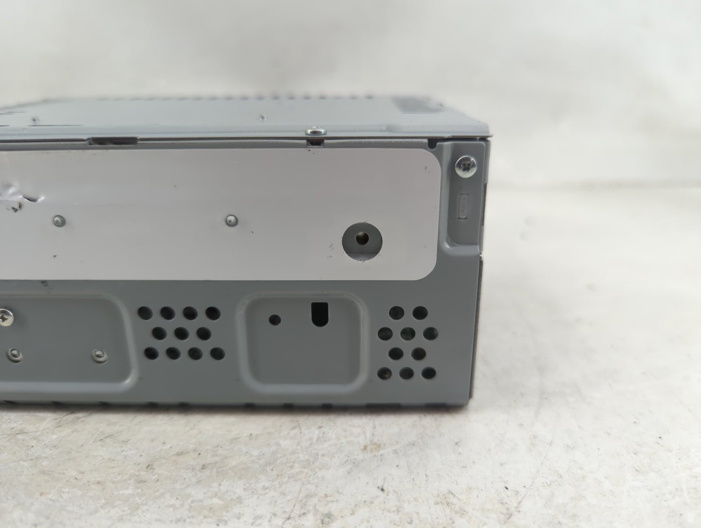 2019 Ford Edge Radio AM FM Cd Player Receiver Replacement P/N:CQ-RJ38N14MA Fits OEM Used Auto Parts - Oemusedautoparts1.com