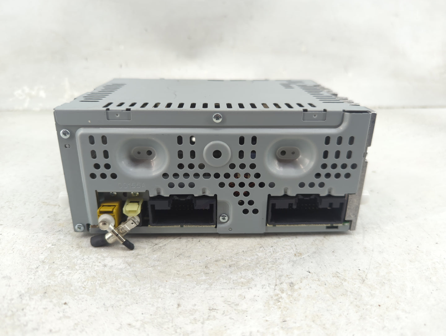 2019 Ford Edge Radio AM FM Cd Player Receiver Replacement P/N:CQ-RJ38N14MA Fits OEM Used Auto Parts - Oemusedautoparts1.com
