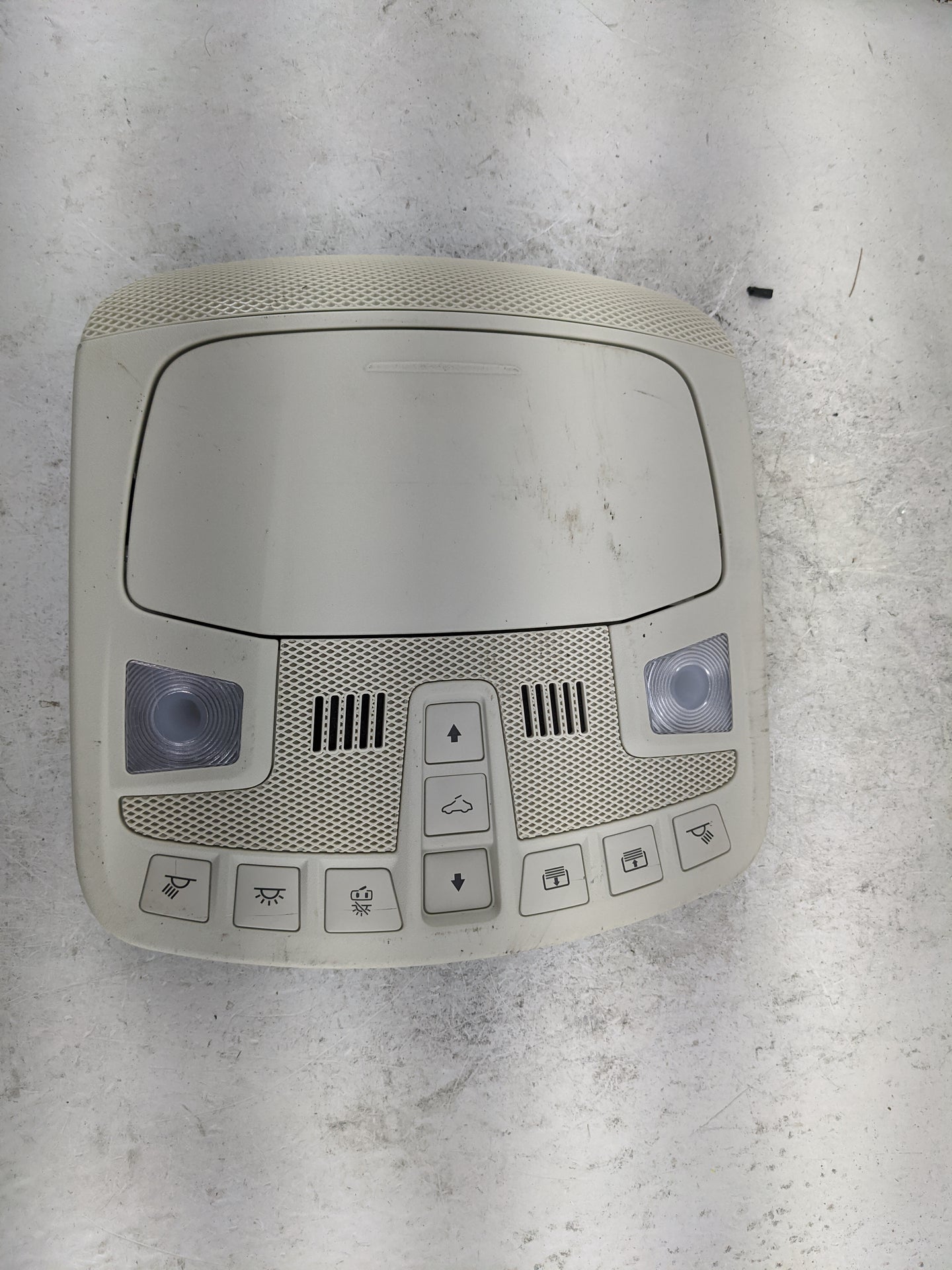 2019 Ford Edge Overhead Roof Console Tan - Oemusedautoparts1.com