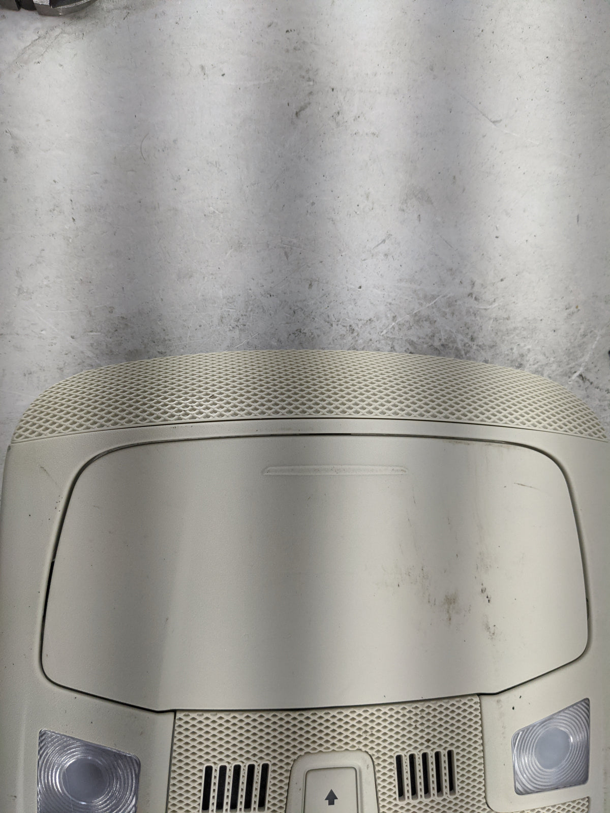 2019 Ford Edge Overhead Roof Console Tan - Oemusedautoparts1.com