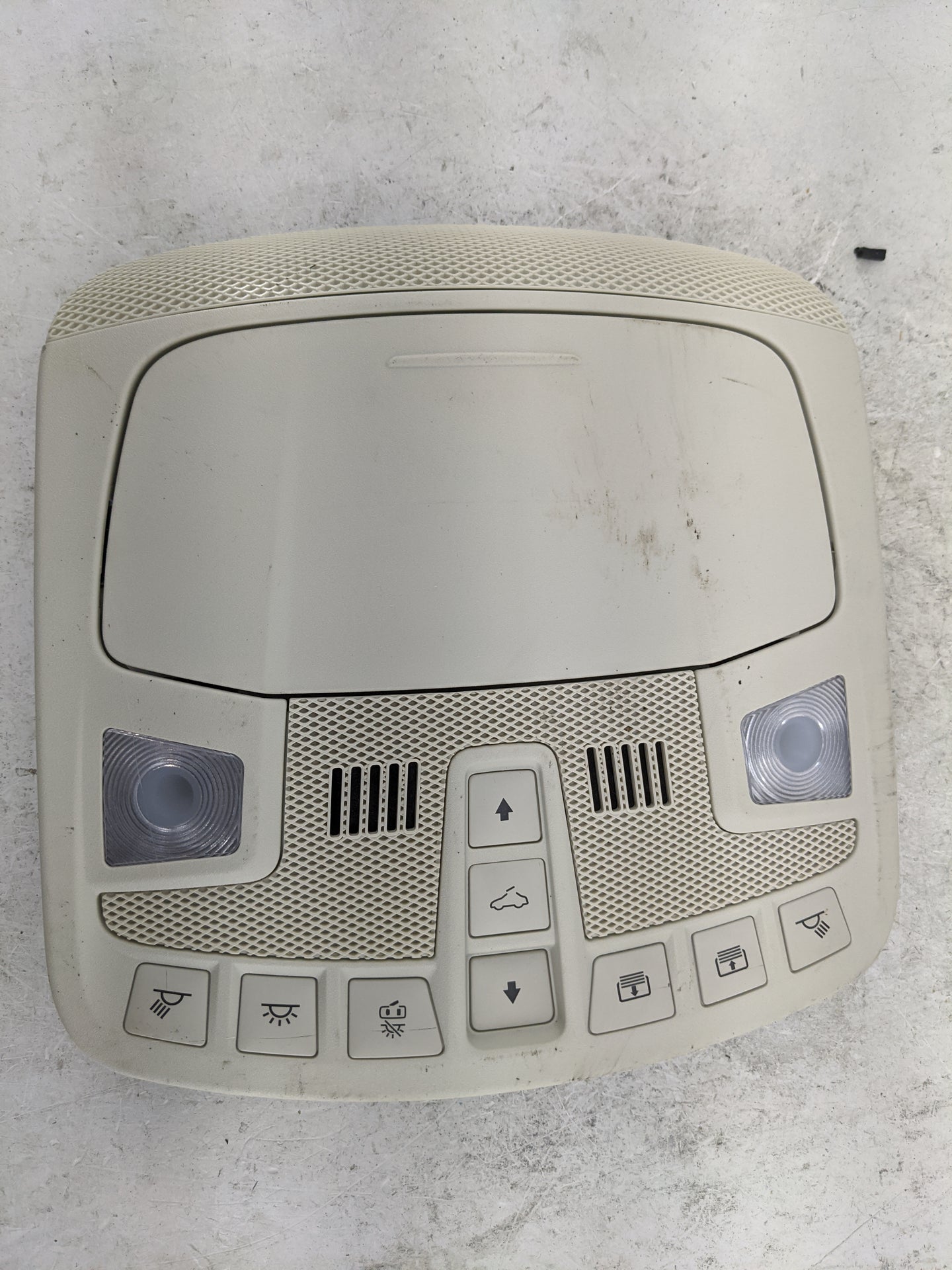 2019 Ford Edge Overhead Roof Console Tan - Oemusedautoparts1.com