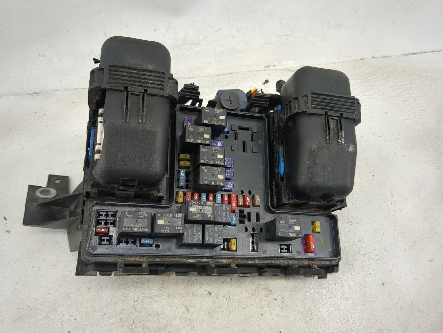 2019-2020 Ford Edge Fusebox Fuse Box Panel Relay Module P/N:GJ5T-14B192-GA GJ5T-14B192-HA Fits Fits 2019 2020 OEM Used Auto 