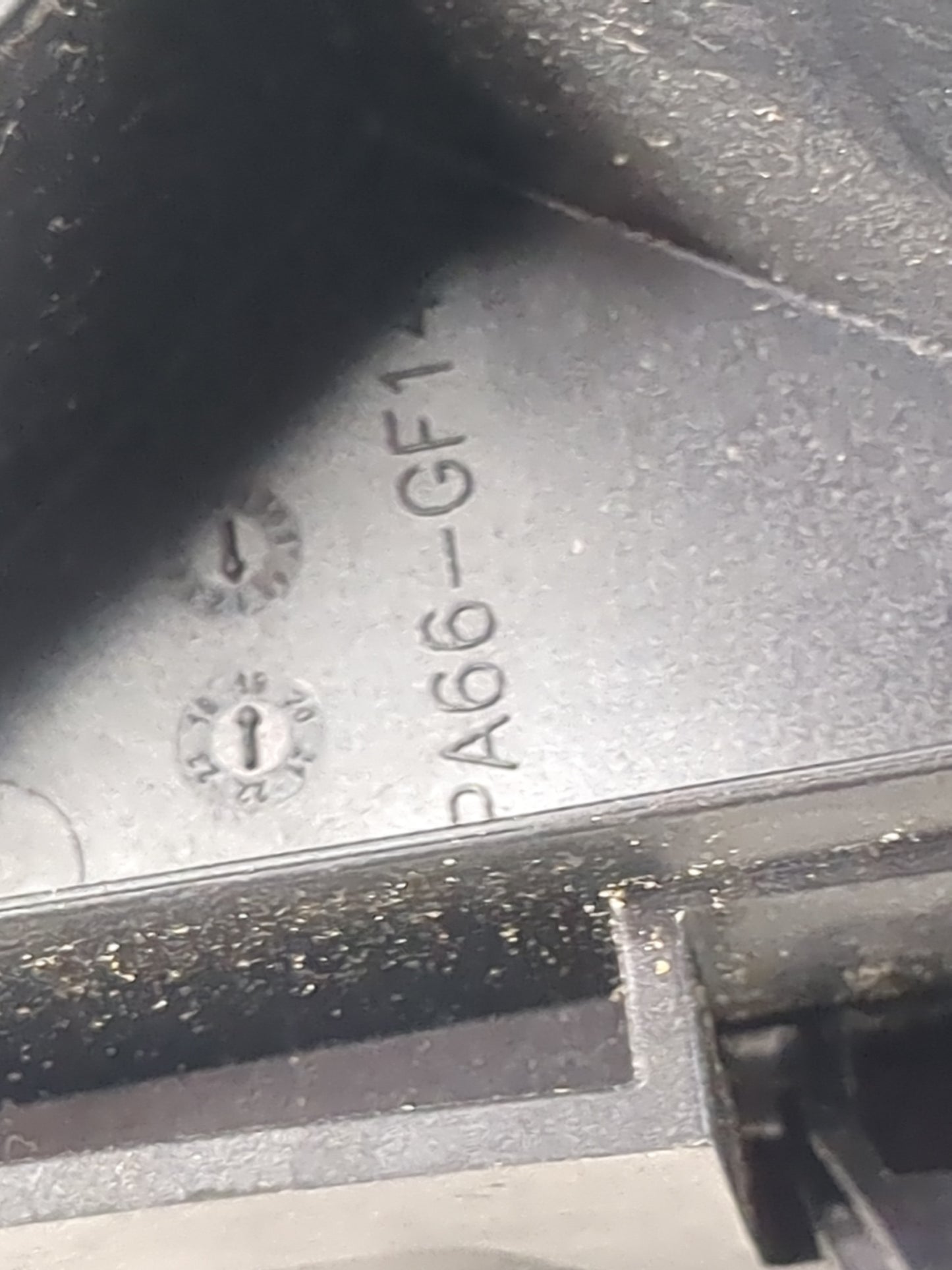 2019-2020 Ford Edge Fusebox Fuse Box Panel Relay Module P/N:GJ5T-14B192-GA GJ5T-14B192-HA Fits Fits 2019 2020 OEM Used Auto 