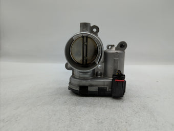 compare product 2019 Ford Edge Throttle Body P/N:K2GE-9F991-AA Fits OEM Used Auto Parts