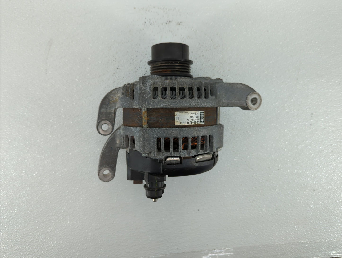 2019-2020 Ford Edge Alternator Replacement Generator Charging Assembly Engine OEM Fits Fits 2019 2020 OEM Used Auto Parts - 