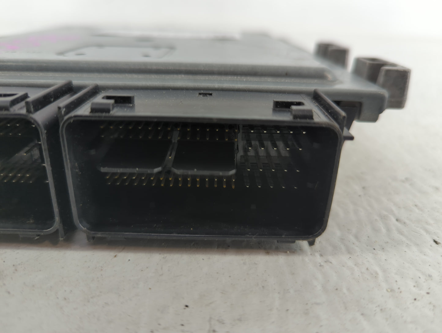 2015-2018 Ford Edge PCM Engine Control Computer ECU ECM PCU OEM P/N:A6SXW2456DT00 G2GA-12A650-BZA Fits OEM Used Auto Parts -