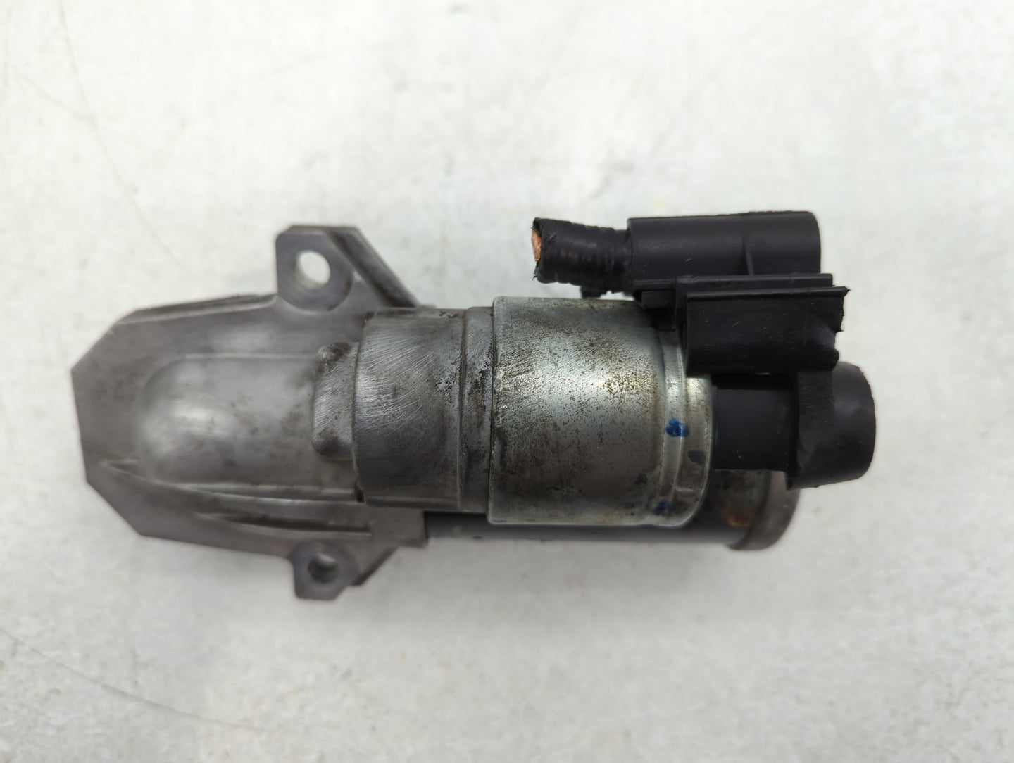2019-2020 Ford Edge Car Starter Motor Solenoid OEM P/N:K2GT-11000-BB Fits Fits 2019 2020 2021 2022 OEM Used Auto Parts - Oem