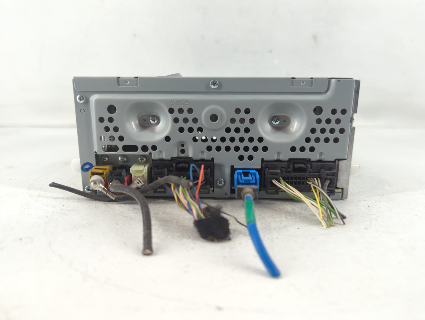 2019 Ford Edge Radio AM FM Cd Player Receiver Replacement Fits OEM Used Auto Parts - Oemusedautoparts1.com