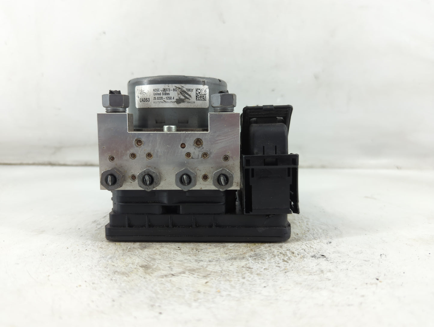 2019-2020 Ford Edge ABS Pump Control Module Replacement P/N:K2GC-2B373-BG Fits Fits 2019 2020 OEM Used Auto Parts - Oemuseda