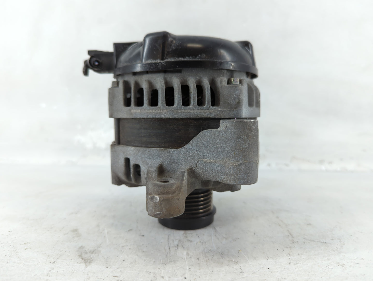 2013-2019 Ford Escape Alternator Replacement Generator Charging Assembly Engine OEM P/N:CJ5T-10300-BB Fits OEM Used Auto Par