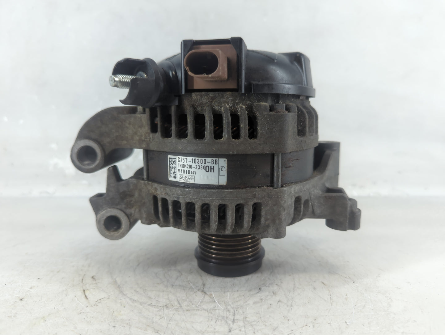 2013-2019 Ford Escape Alternator Replacement Generator Charging Assembly Engine OEM P/N:TN104210-2330 CJ5T-10300-BB Fits OEM