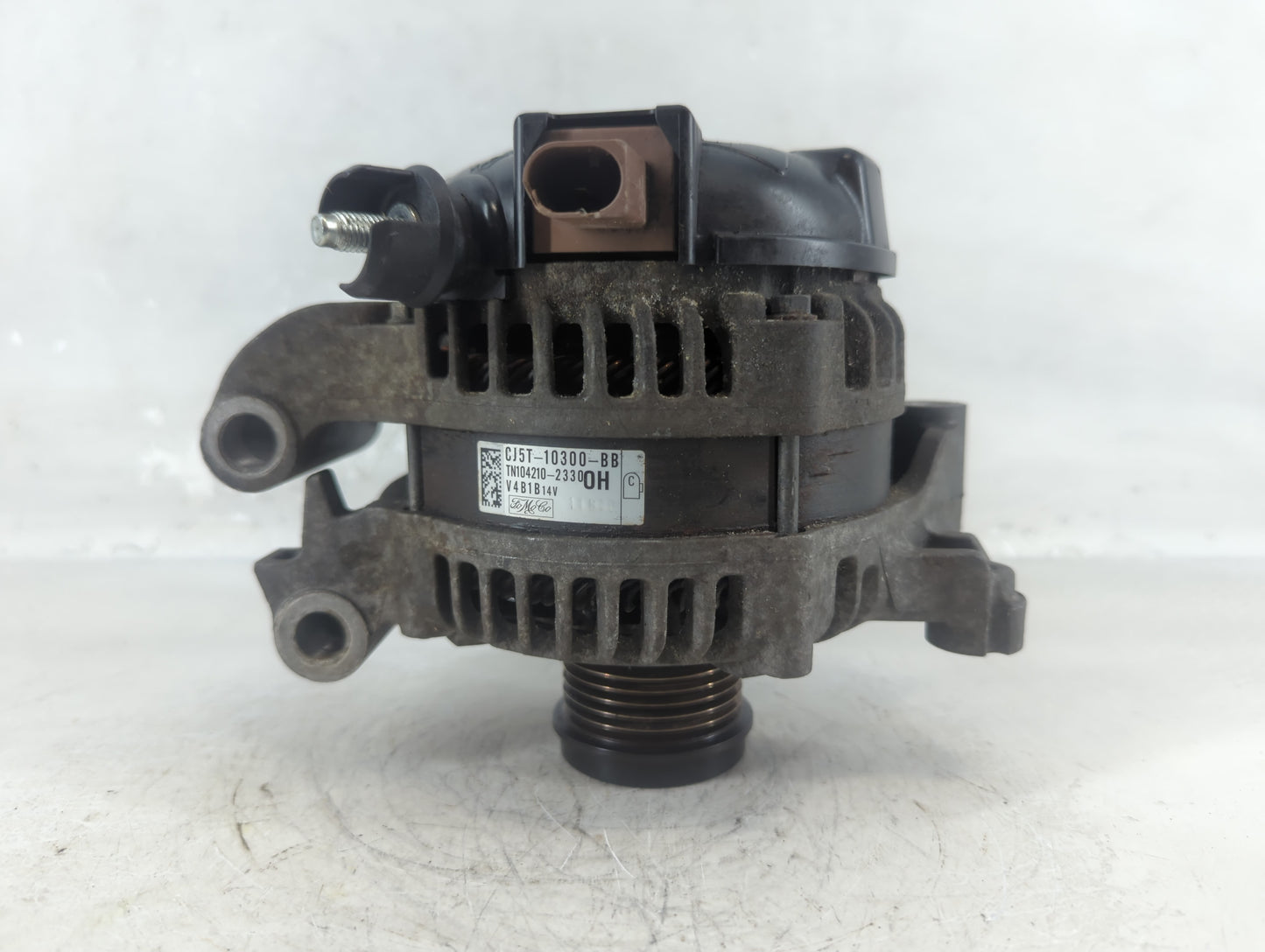 2013-2019 Ford Escape Alternator Replacement Generator Charging Assembly Engine OEM P/N:TN104210-2330 CJ5T-10300-BB Fits OEM