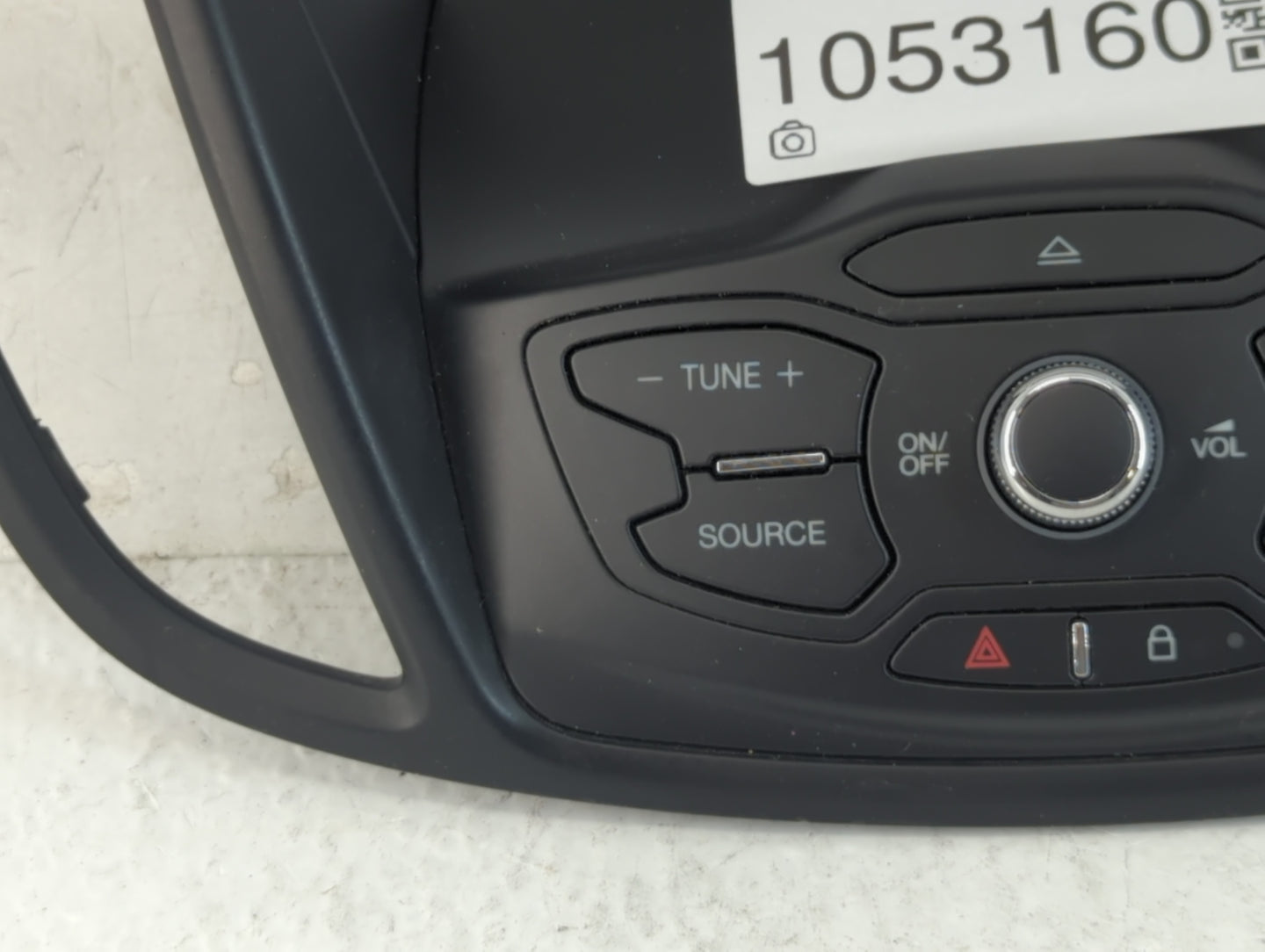 2017-2019 Ford Escape Radio AM FM Cd Player Receiver Replacement P/N:CJ54 18835 EE3 Fits Fits 2017 2018 2019 OEM Used Auto P
