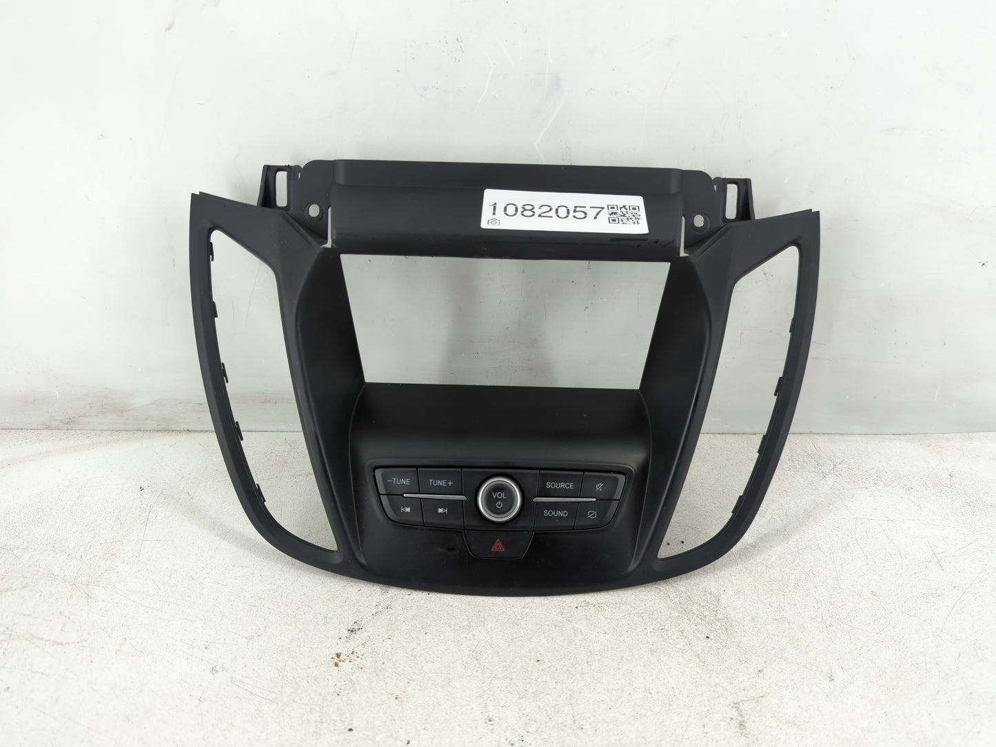 2017-2019 Ford Escape Radio AM FM Cd Player Receiver Replacement P/N:JJ5T 18K811 HA Fits Fits 2017 2018 2019 OEM Used Auto P