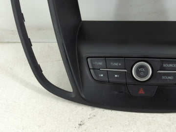 2017-2019 Ford Escape Radio AM FM Cd Player Receiver Replacement P/N:JJ5T 18K811 HA Fits Fits 2017 2018 2019 OEM Used Auto Parts