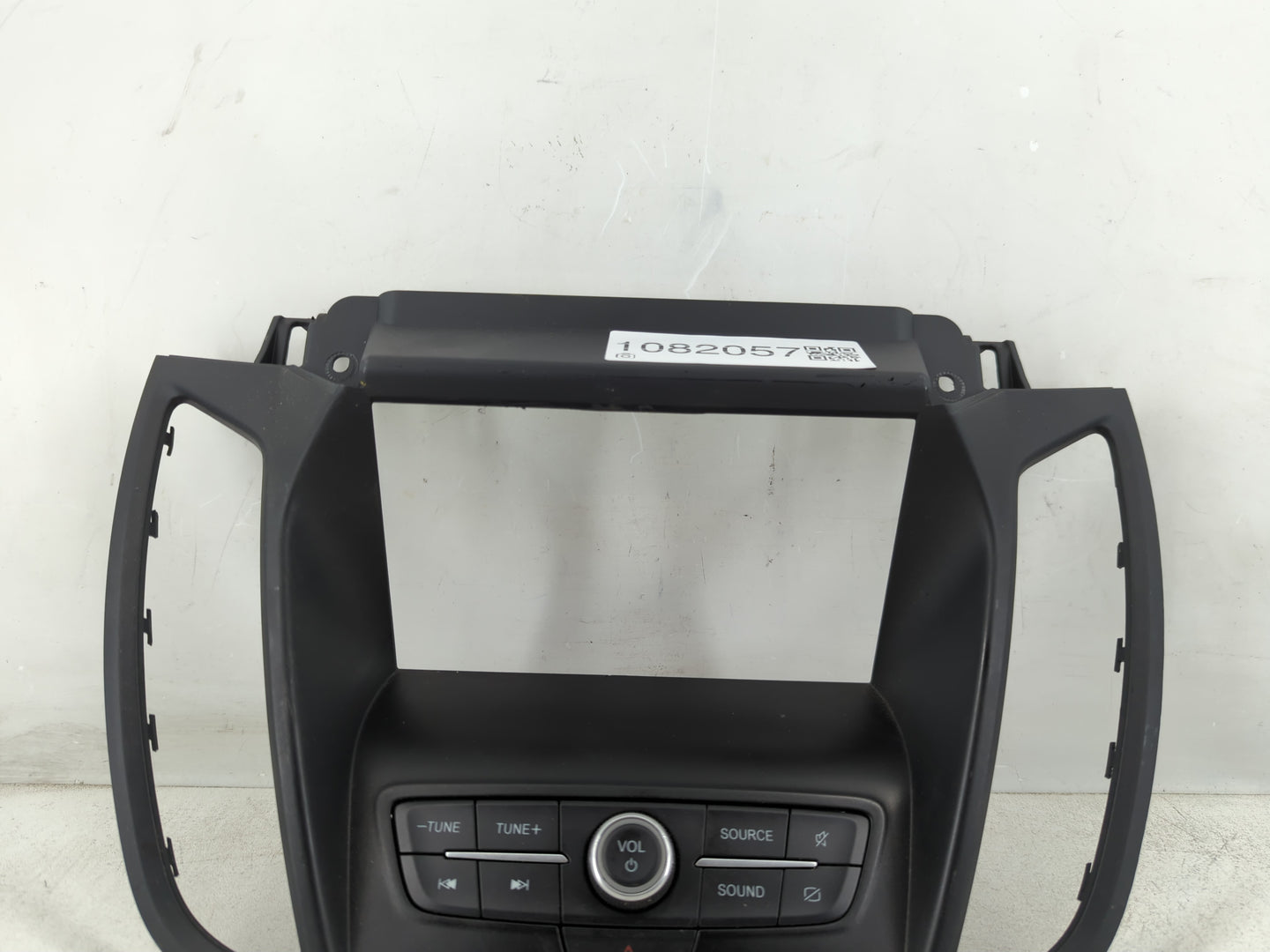 2017-2019 Ford Escape Radio AM FM Cd Player Receiver Replacement P/N:JJ5T 18K811 HA Fits Fits 2017 2018 2019 OEM Used Auto P
