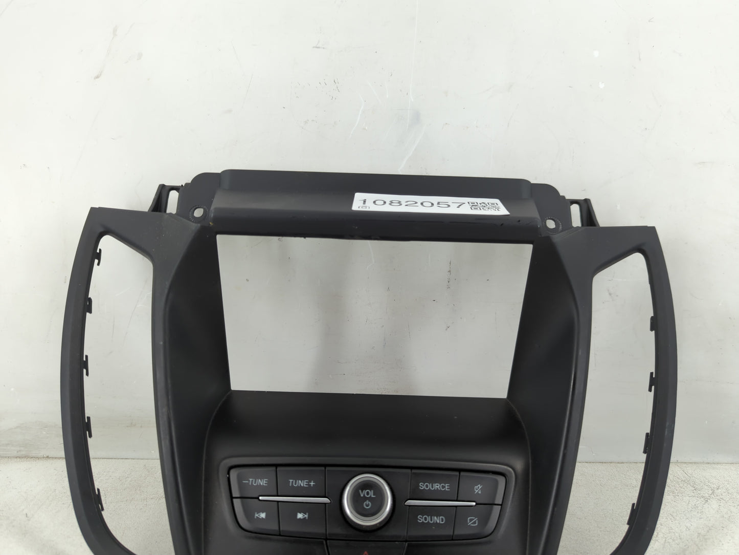 2017-2019 Ford Escape Radio AM FM Cd Player Receiver Replacement P/N:JJ5T 18K811 HA Fits Fits 2017 2018 2019 OEM Used Auto P