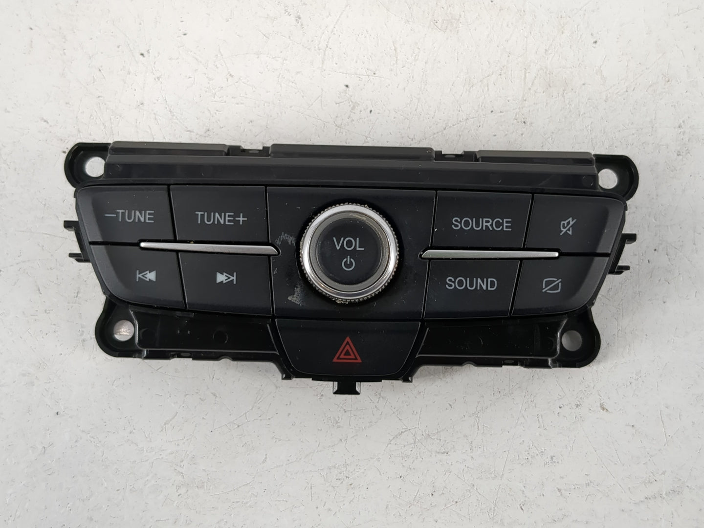 2017-2019 Ford Escape Radio AM FM Cd Player Receiver Replacement P/N:JJ5T 18K811 HA Fits Fits 2017 2018 2019 OEM Used Auto P