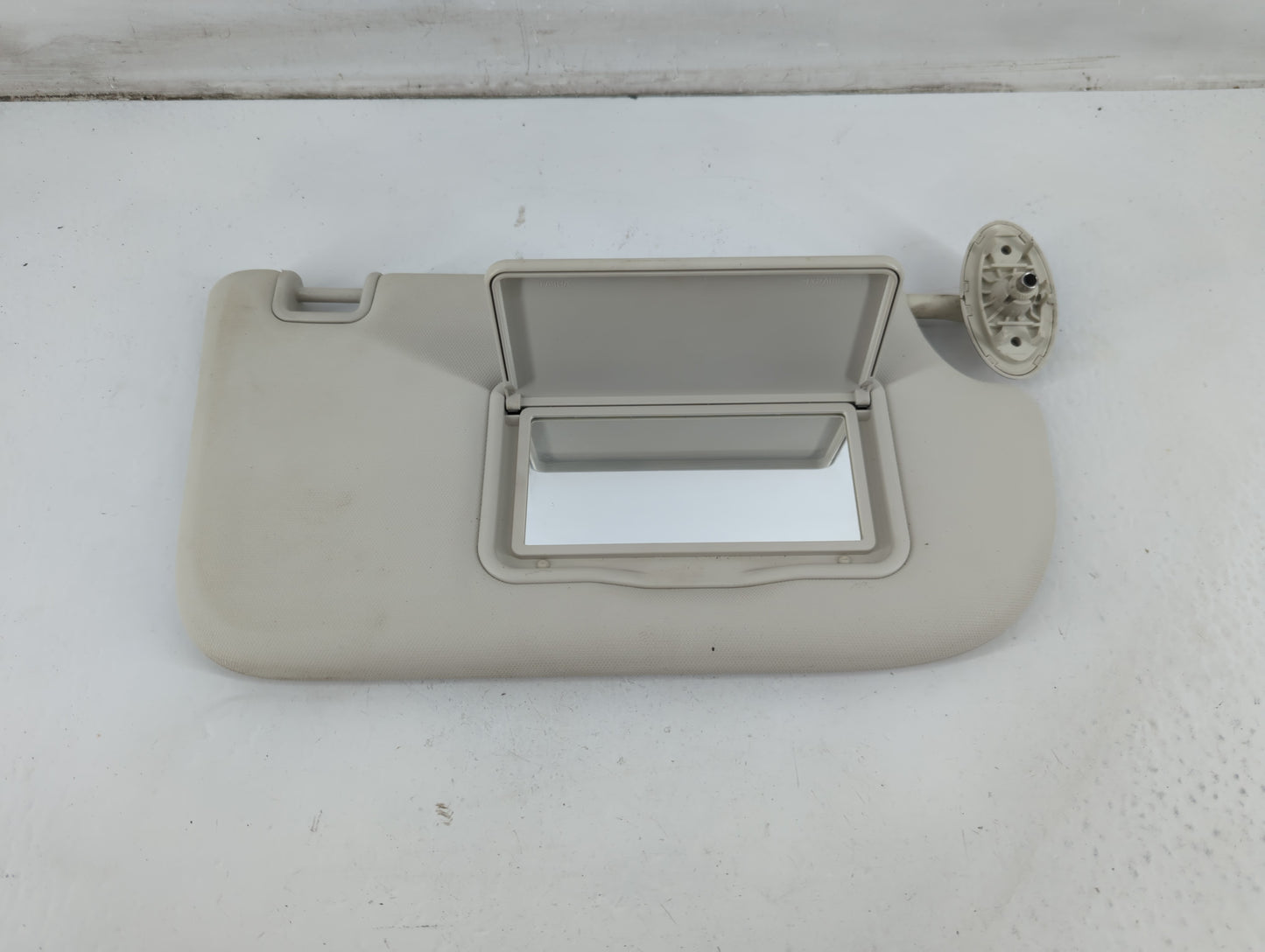 2013-2019 Ford Escape Sun Visor Shade Replacement Passenger Right Mirror Fits Fits 2013 2014 2015 2016 2017 2018 2019 OEM Us