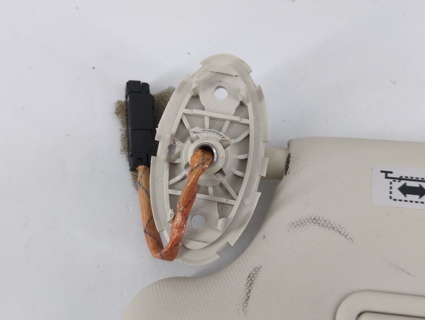 2013-2019 Ford Escape Sun Visor Shade Replacement Driver Left Mirror Fits Fits 2013 2014 2015 2016 2017 2018 2019 OEM Used A