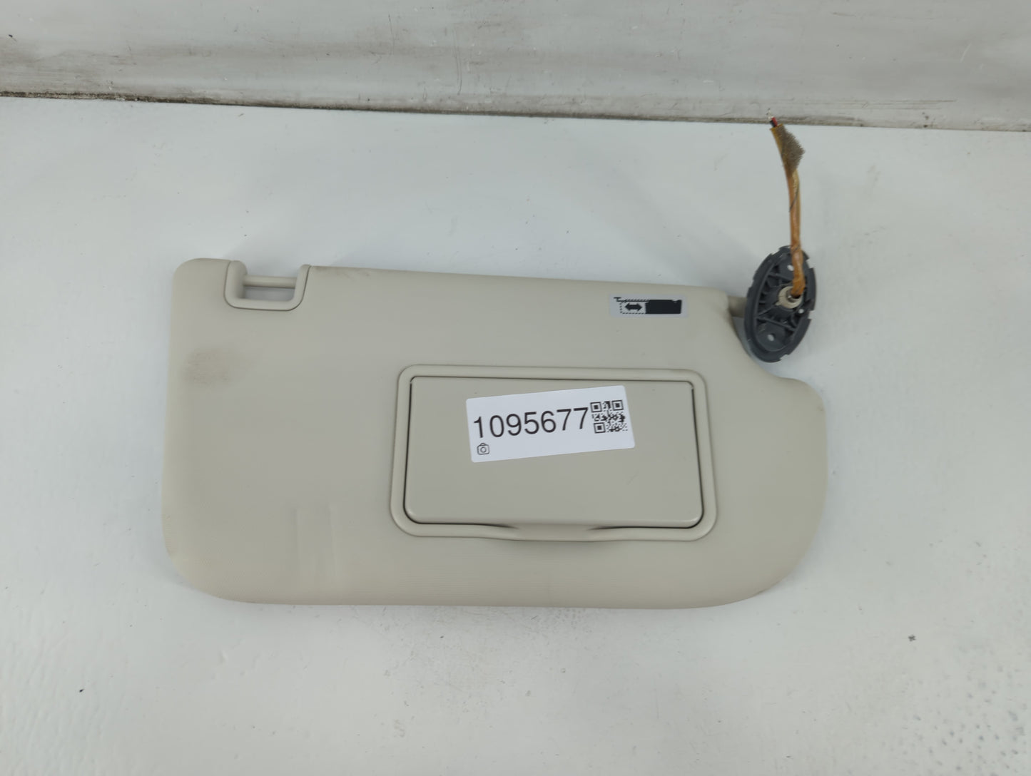 2013-2019 Ford Escape Sun Visor Shade Replacement Passenger Right Mirror Fits Fits 2013 2014 2015 2016 2017 2018 2019 OEM Us