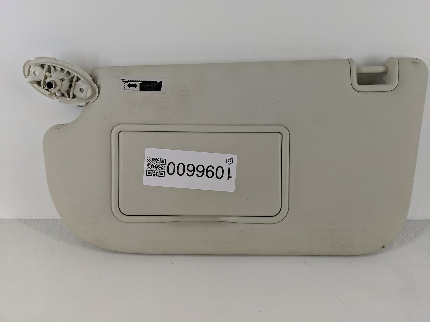 2013-2019 Ford Escape Sun Visor Shade Replacement Driver Left Mirror Fits Fits 2013 2014 2015 2016 2017 2018 2019 OEM Used A
