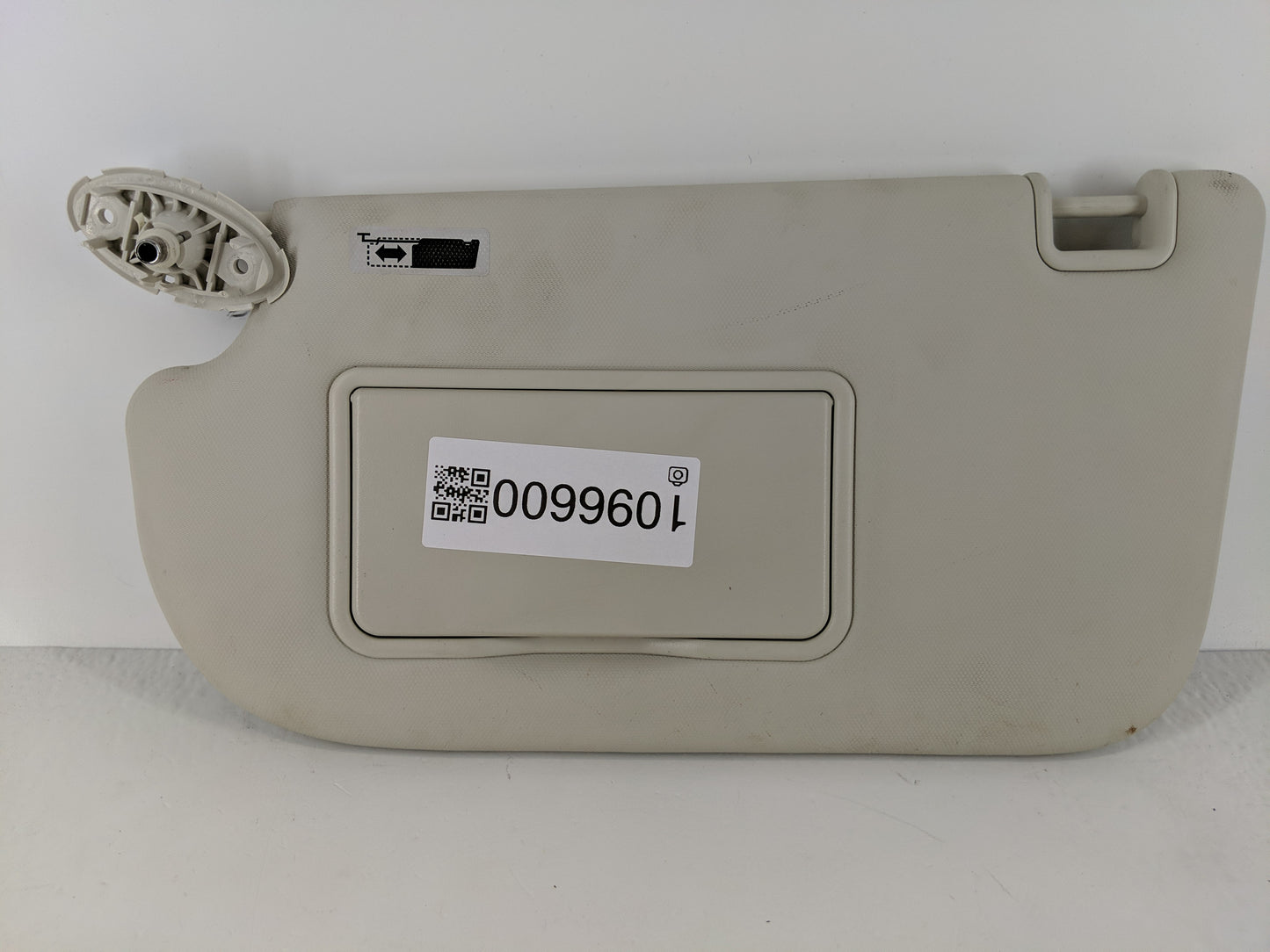 2013-2019 Ford Escape Sun Visor Shade Replacement Driver Left Mirror Fits Fits 2013 2014 2015 2016 2017 2018 2019 OEM Used A