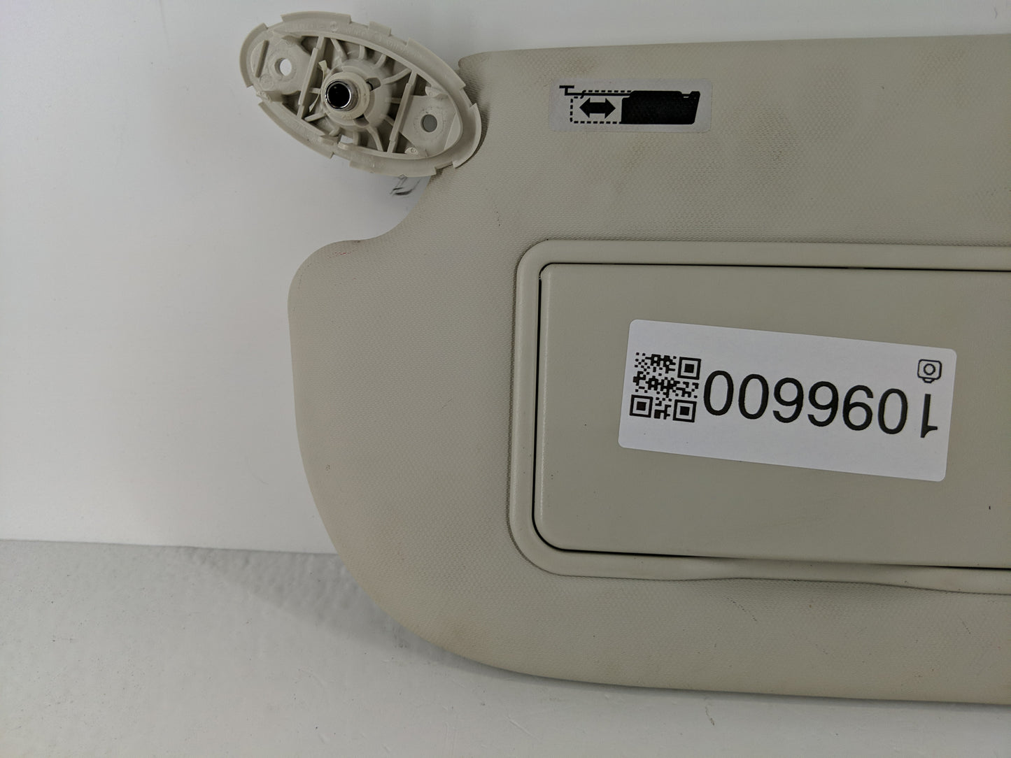 2013-2019 Ford Escape Sun Visor Shade Replacement Driver Left Mirror Fits Fits 2013 2014 2015 2016 2017 2018 2019 OEM Used A