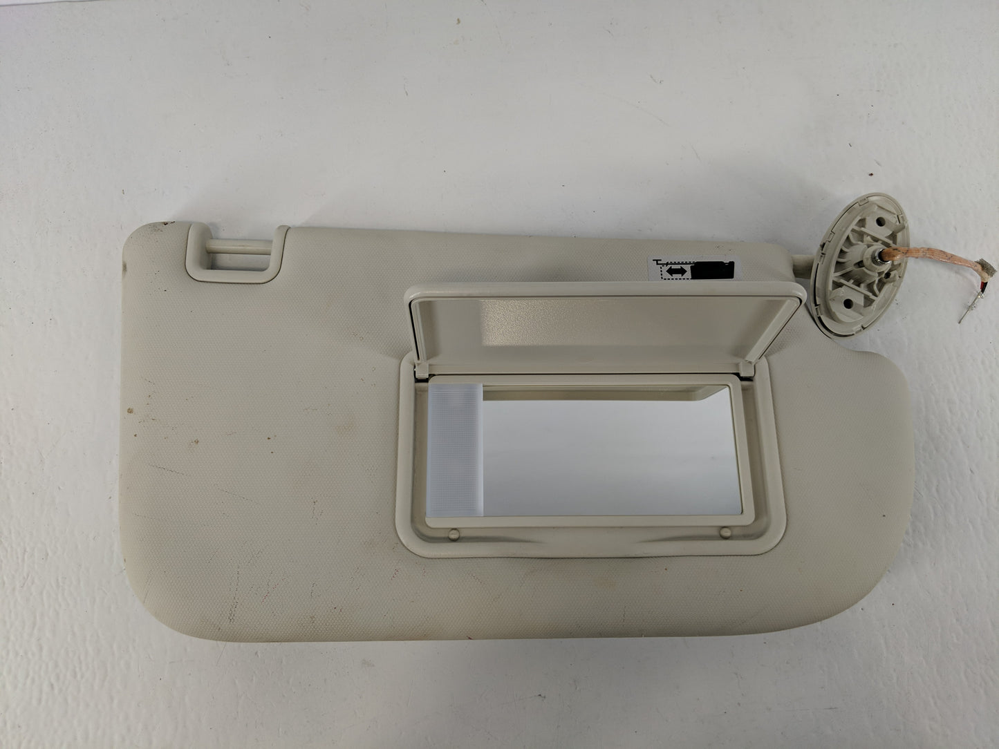 2013-2019 Ford Escape Sun Visor Shade Replacement Passenger Right Mirror Fits Fits 2013 2014 2015 2016 2017 2018 2019 OEM Us