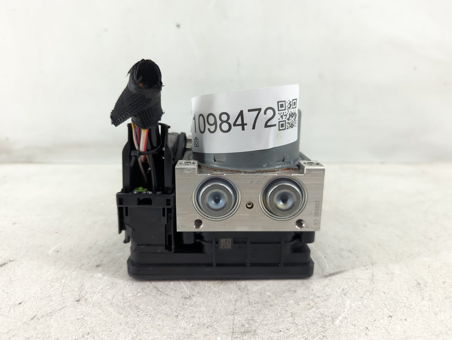 2017-2019 Ford Escape ABS Pump Control Module Replacement P/N:GV61-2C405-CL Fits Fits 2017 2018 2019 OEM Used Auto Parts - O