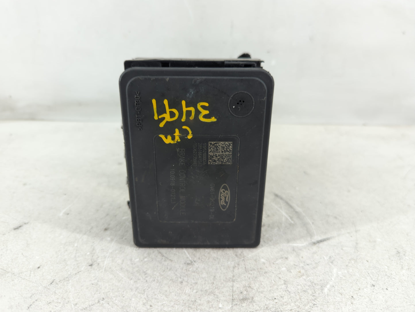 2017-2019 Ford Escape ABS Pump Control Module Replacement P/N:GV61-2C405-CL Fits Fits 2017 2018 2019 OEM Used Auto Parts - O