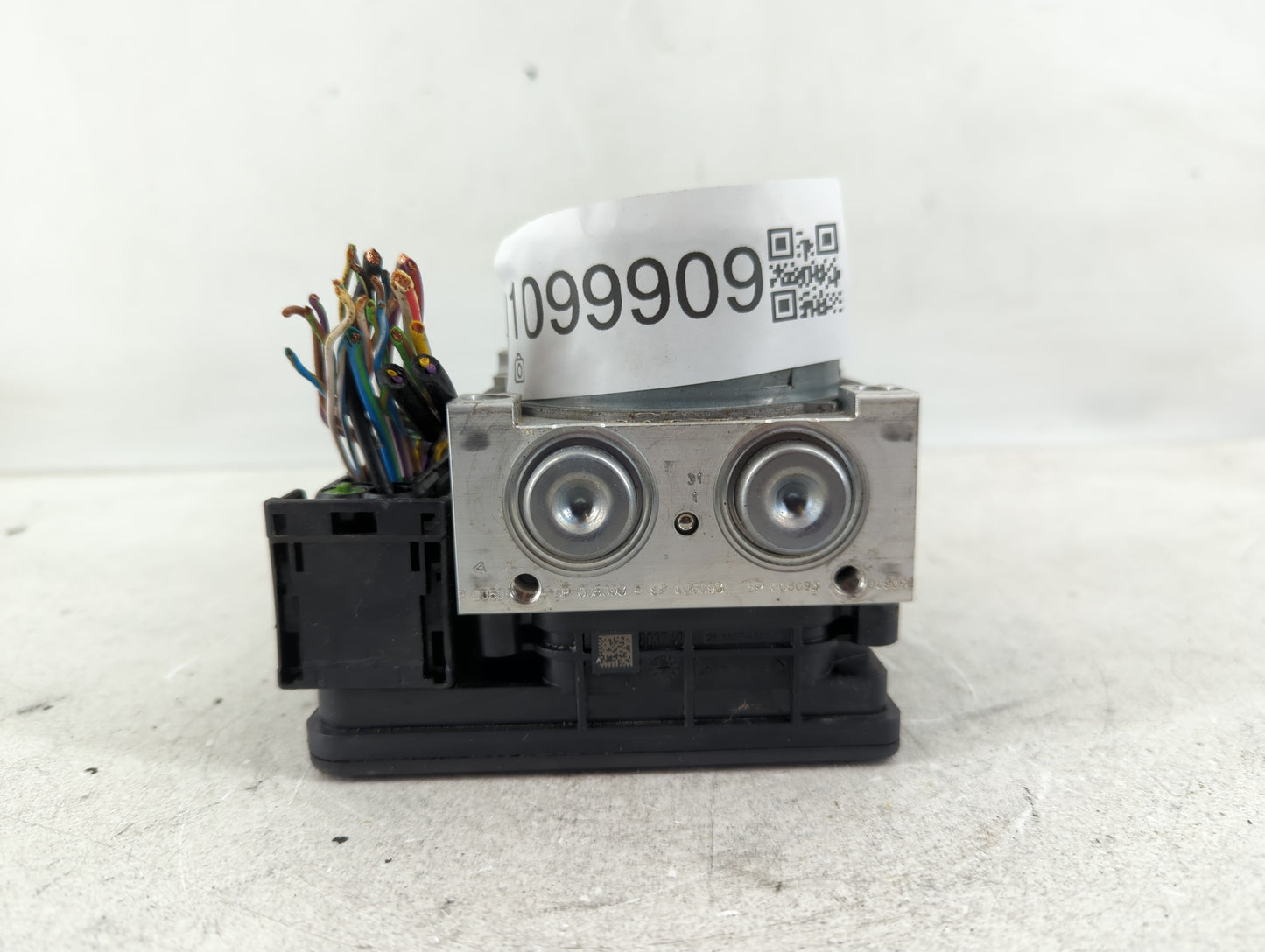 2017-2019 Ford Escape ABS Pump Control Module Replacement P/N:GV61-2C405-CL Fits Fits 2017 2018 2019 OEM Used Auto Parts - O