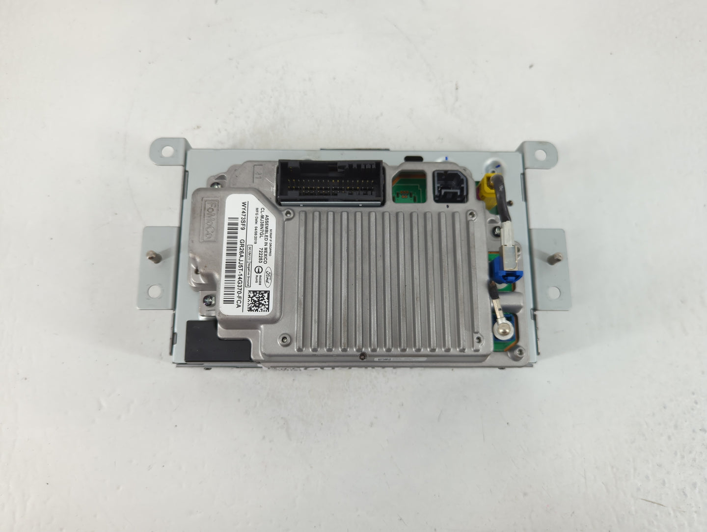 2016-2019 Ford Escape Information Display Screen - Oemusedautoparts1.com